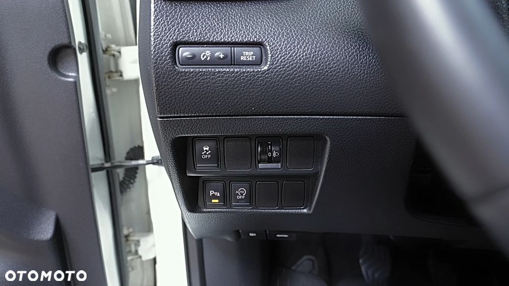Nissan Qashqai 1.2 DIG-T N-Connecta - 28