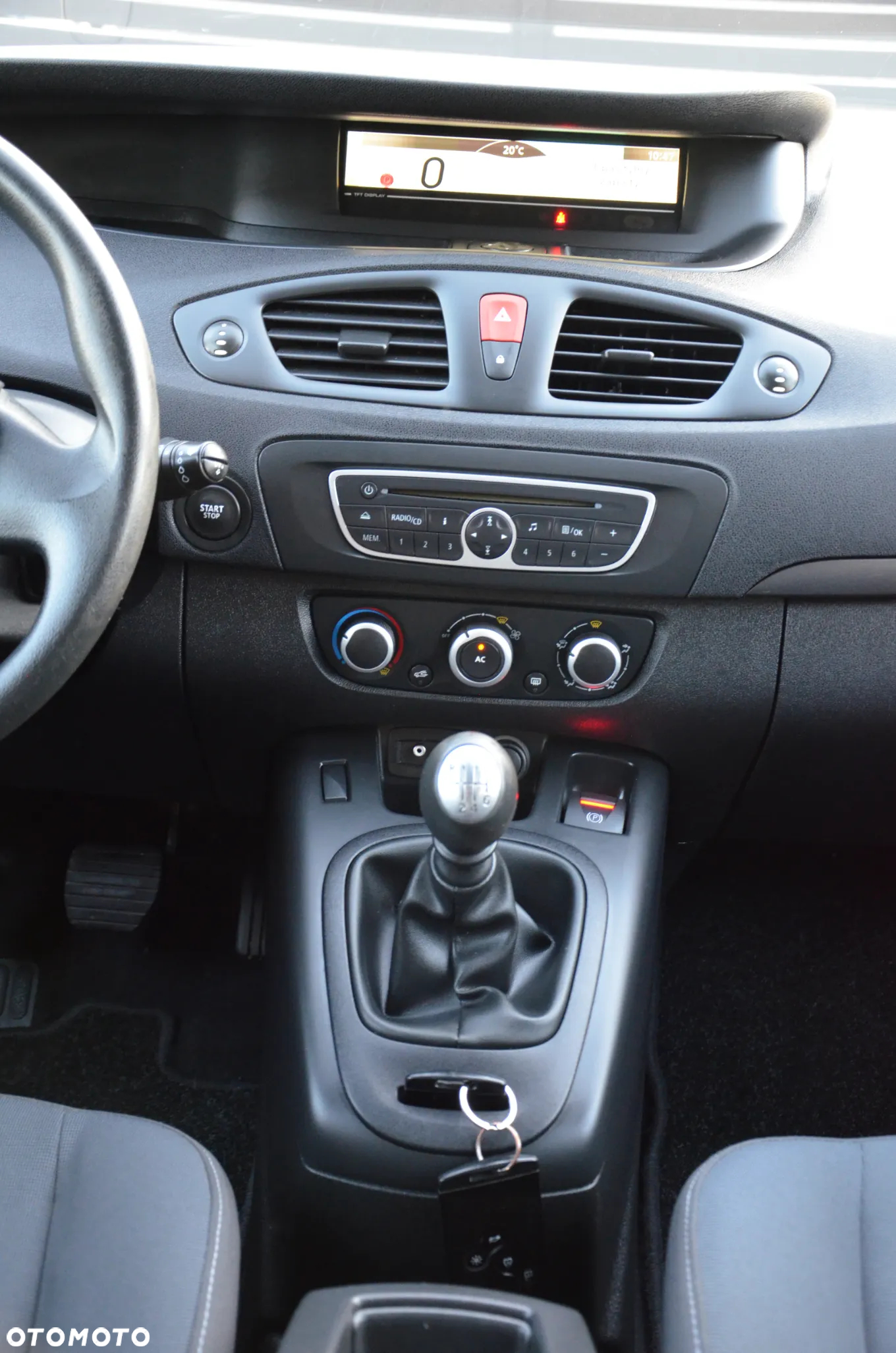 Renault Scenic 1.6 16V 110 Authentique - 22