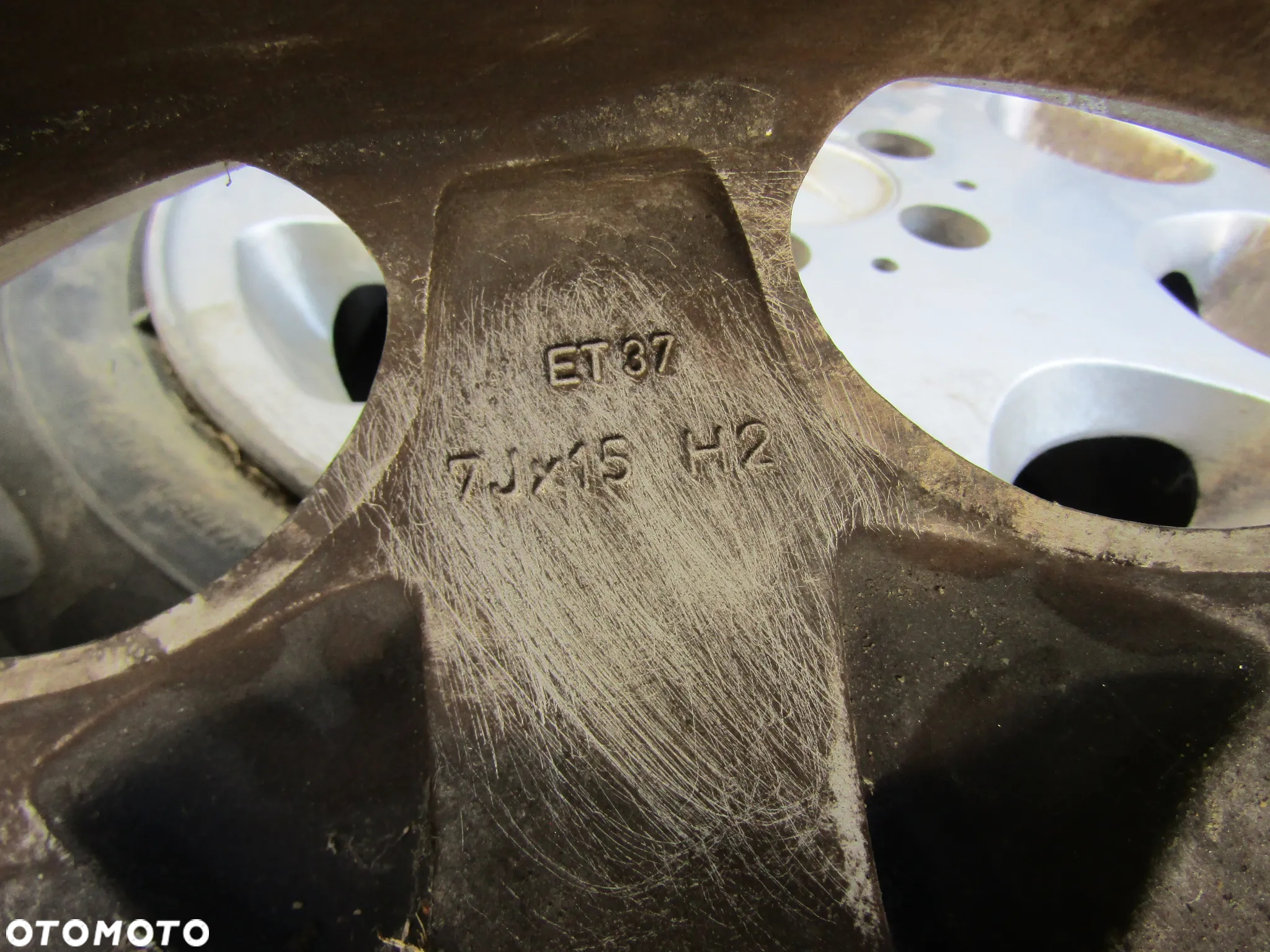 Mercedes W124 w201 190 felgi aluminiowe alufelgi 8 loch 15' et37 - 8