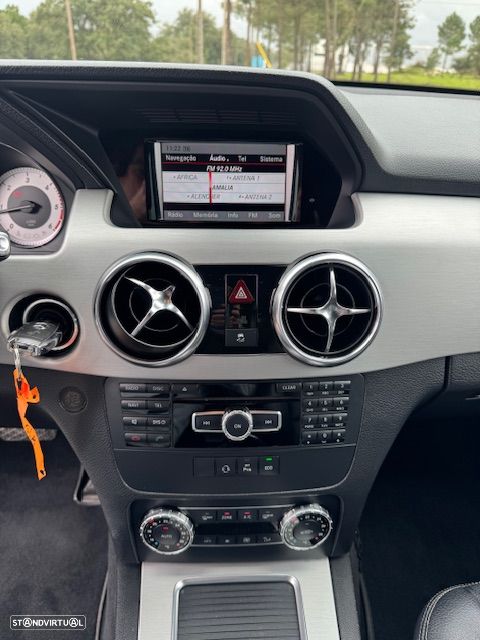 Mercedes-Benz GLK 220 CDI DPF 4Matic BlueEFFICIENCY 7G-TRONIC SPORT EDITION - 9