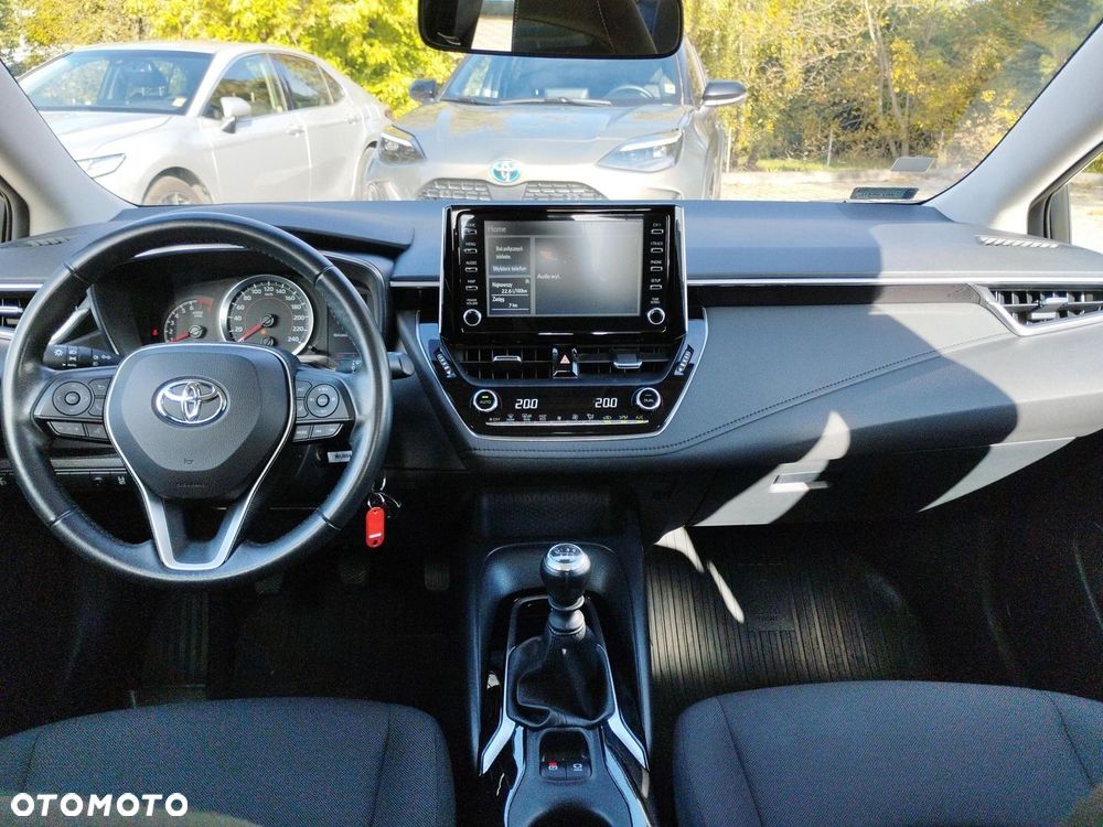 Toyota Corolla - 13