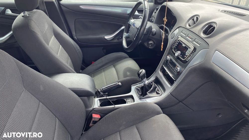 Ford Mondeo 2.0 TDCI Business Class - 8