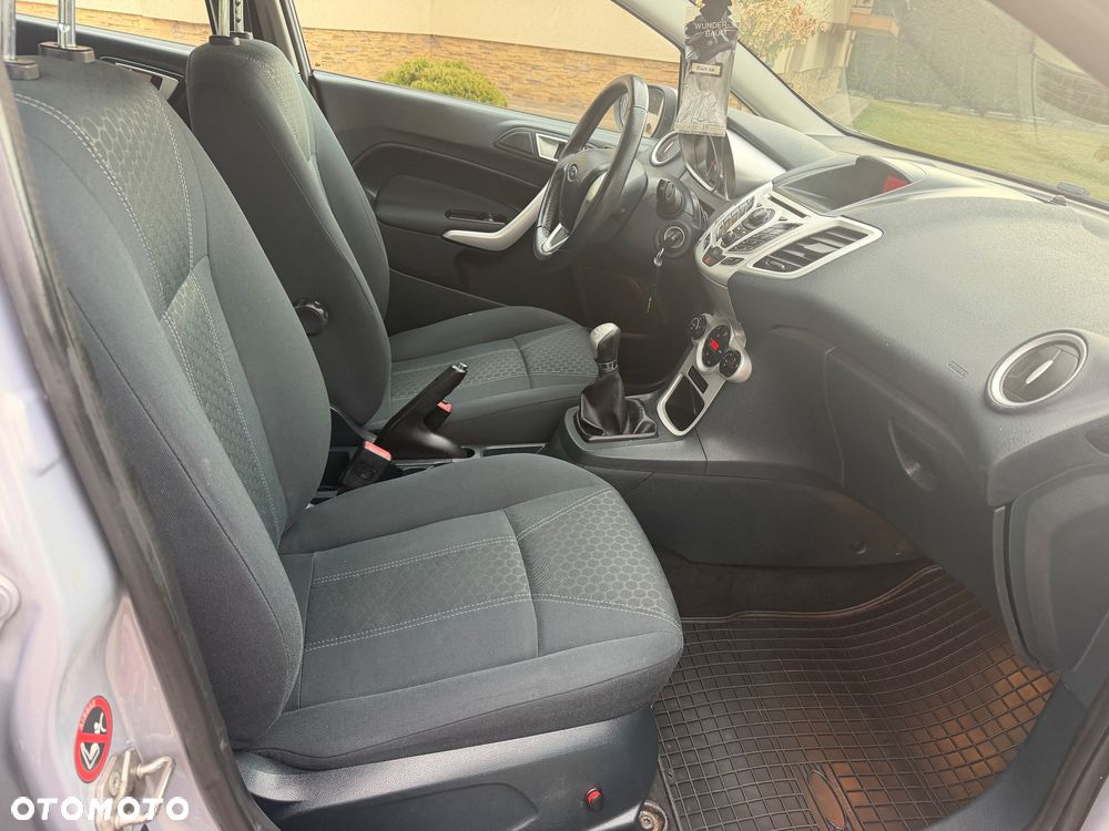 Ford Fiesta 1.25 Titanium EU5 - 8