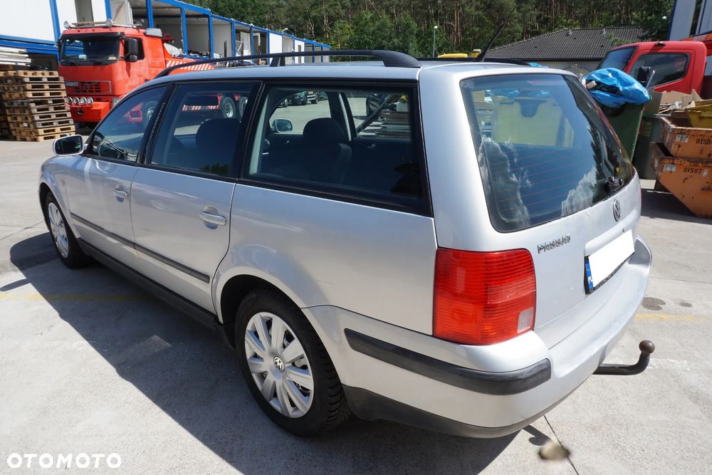 Volkswagen Passat - 3