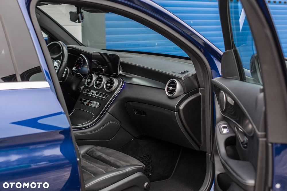 Mercedes-Benz GLC - 17