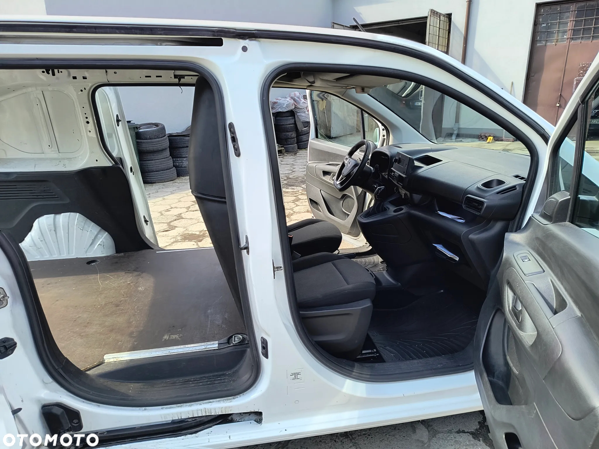 Opel Combo - 9