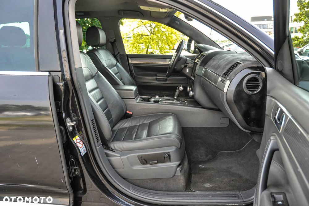 Volkswagen Touareg - 11