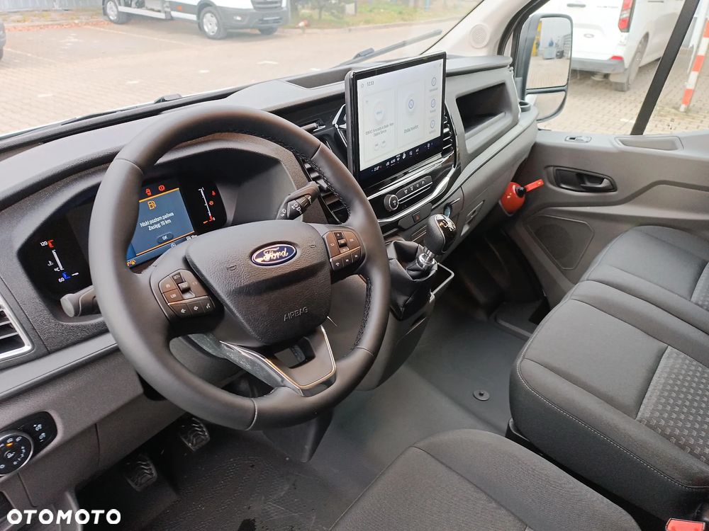 Ford Transit - 9