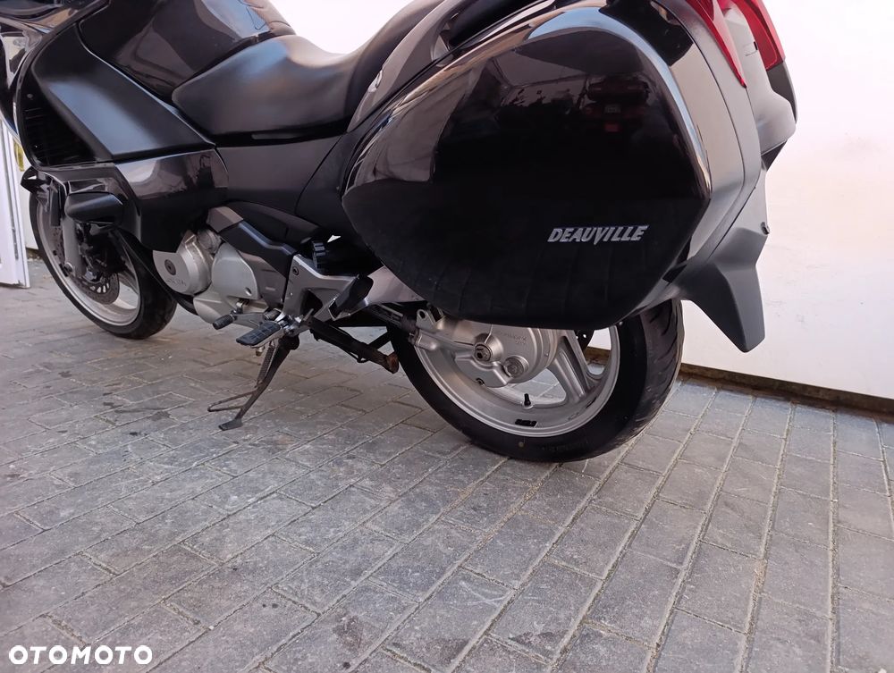 Honda NTV - 22