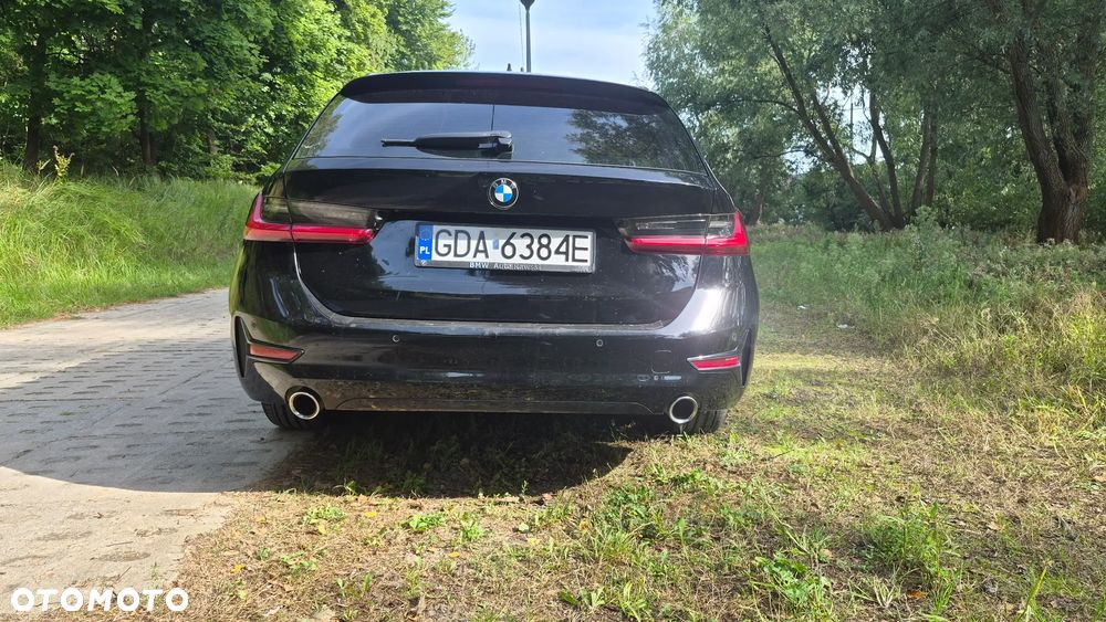 BMW Seria 3 318i Advantage - 9
