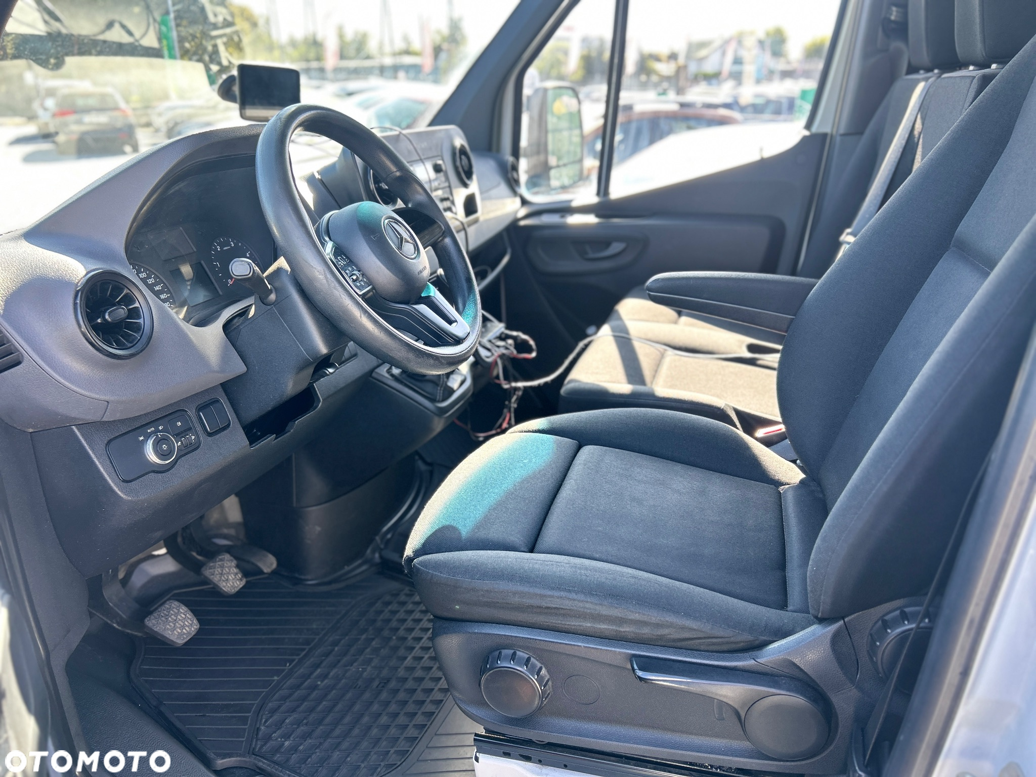 Mercedes-Benz SPRINTER - 18