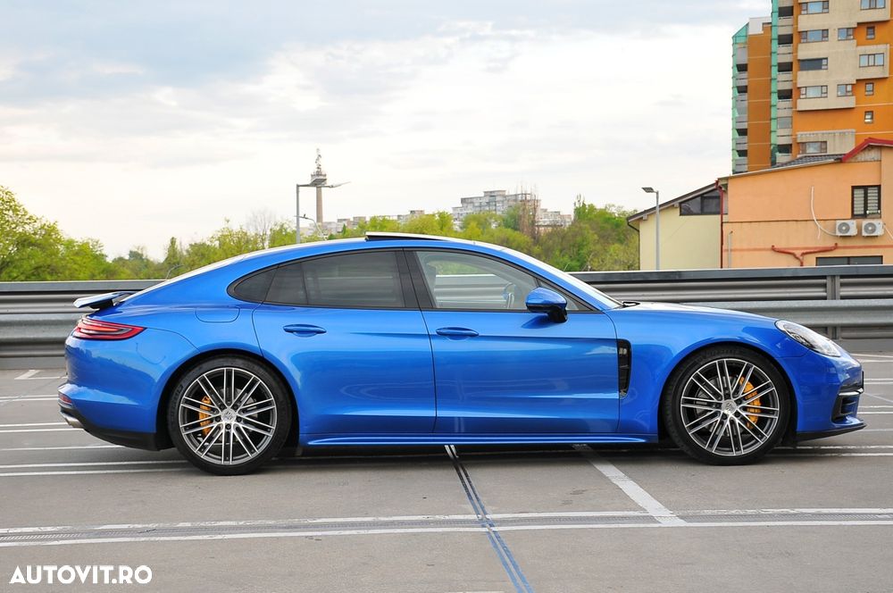 Porsche Panamera 4S Executive - 8