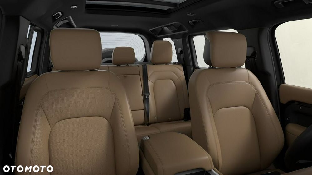 Land Rover Defender - 7