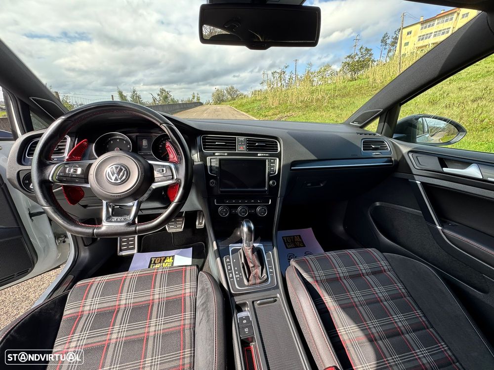 VW Golf GTI (BlueMotion ) DSG - 11