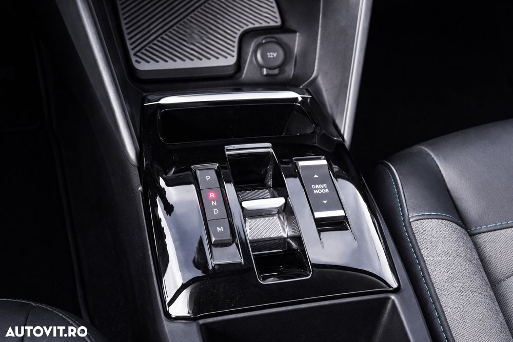 Citroën C4 BlueHDi 130 Stop&Start EAT8 FEEL PACK - 18