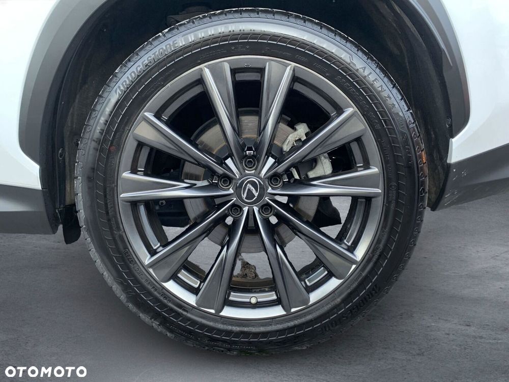 Lexus NX 350h F Sport AWD - 23