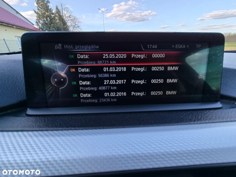 BMW Seria 3 320d xDrive Sport-Aut Sport Line - 35