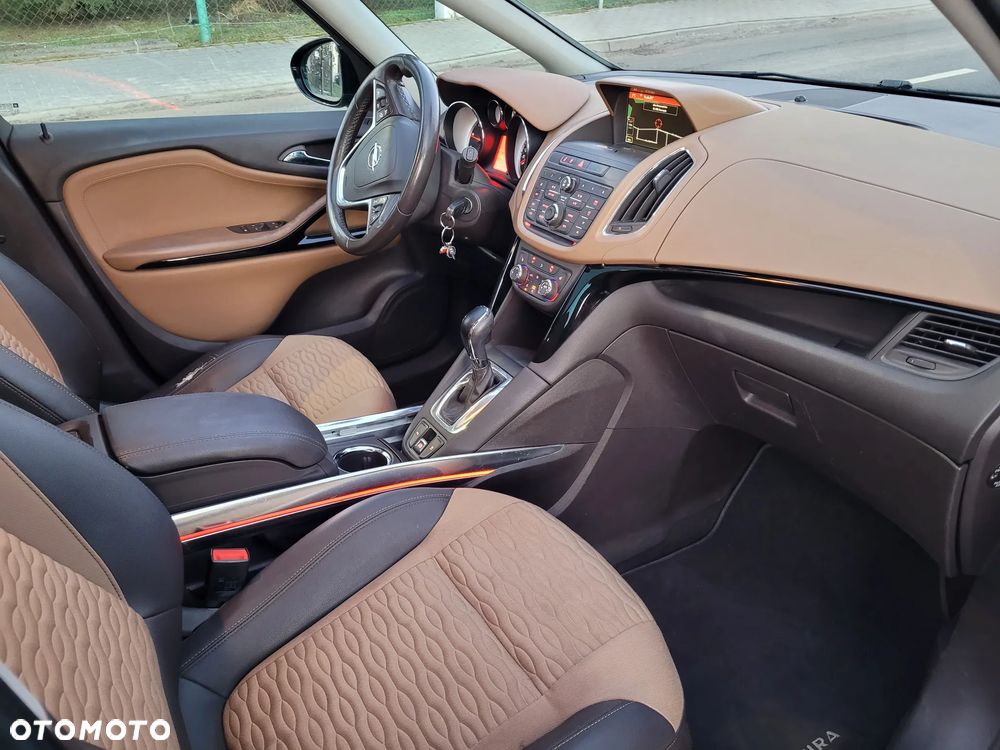 Opel Zafira 2.0 CDTI Cosmo - 9