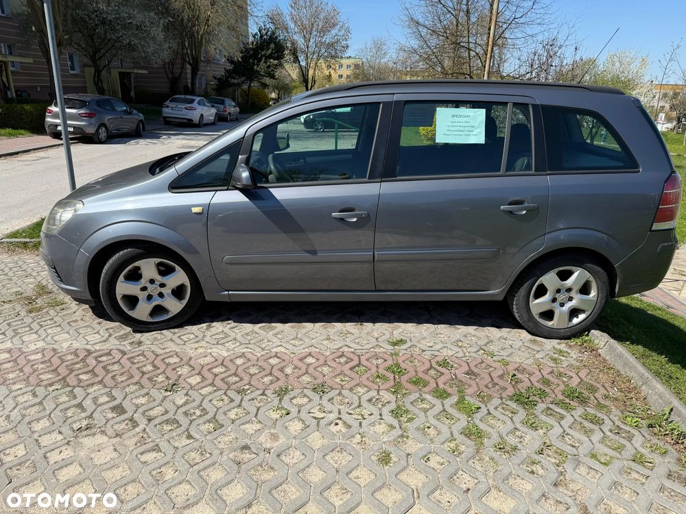 Opel Zafira 1.6 - 2