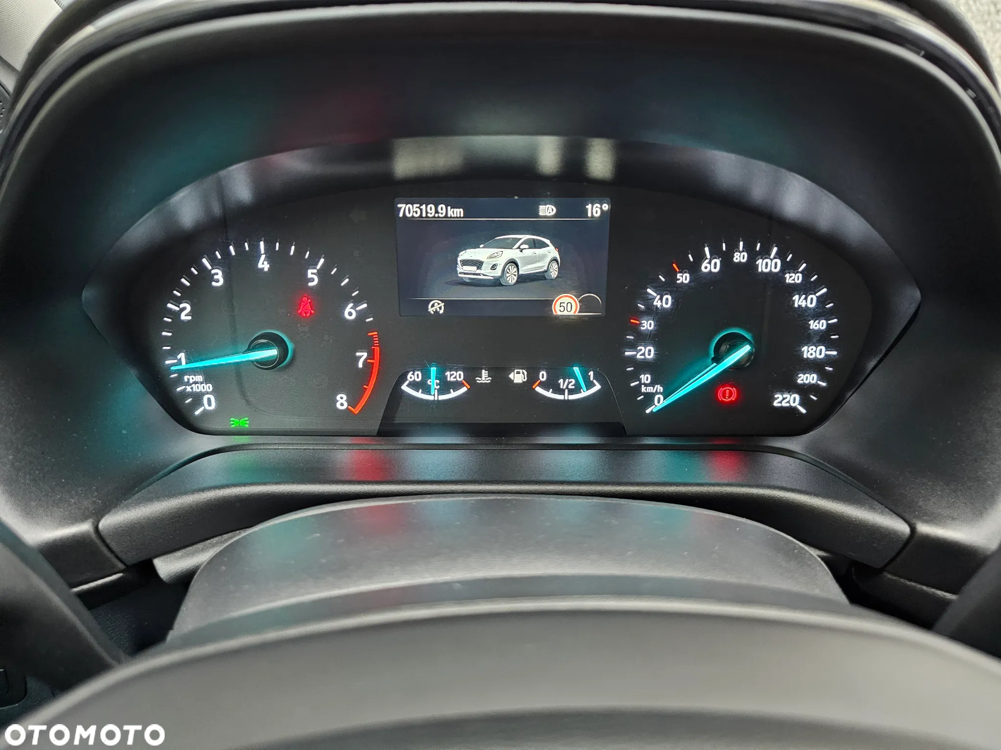 Ford Puma 1.0 EcoBoost Hybrid TITANIUM - 31