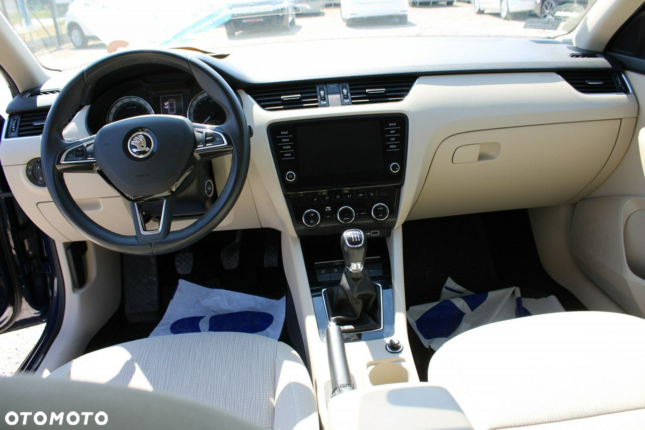 Skoda Octavia 2.0 TDI SCR Style - 33