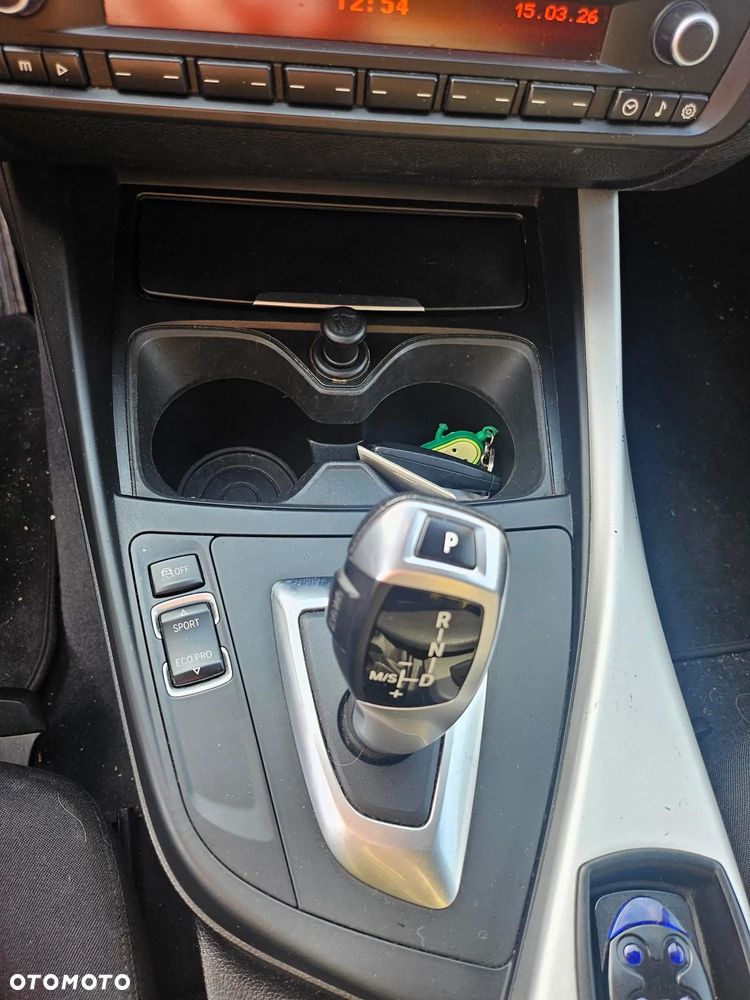 BMW Seria 1 116i - 10