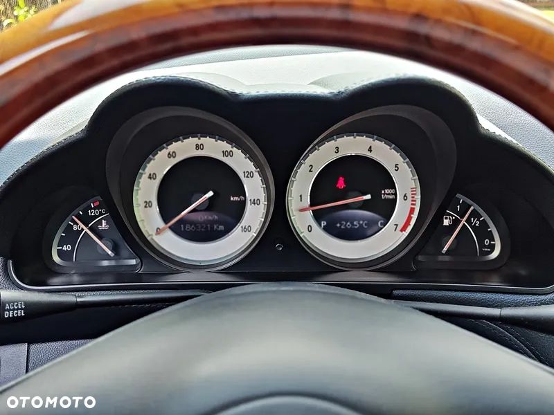 Mercedes-Benz SL - 14