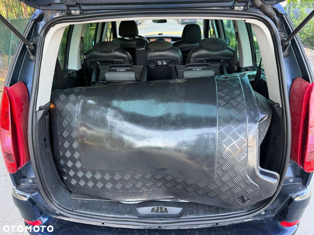 Peugeot 807 HDi 135 Style - 24
