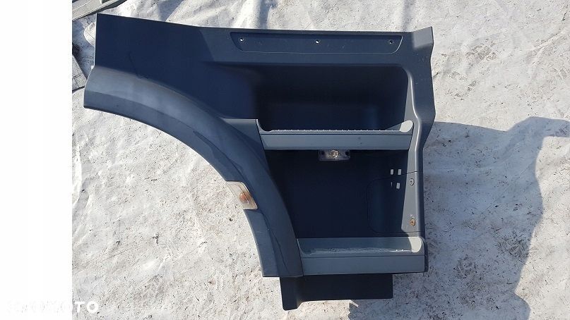 STOPIEŃ STOPNICA SCHODKI NADKOLE KABINY PRAWA KOMPLETNA DAF XF 106 - 1