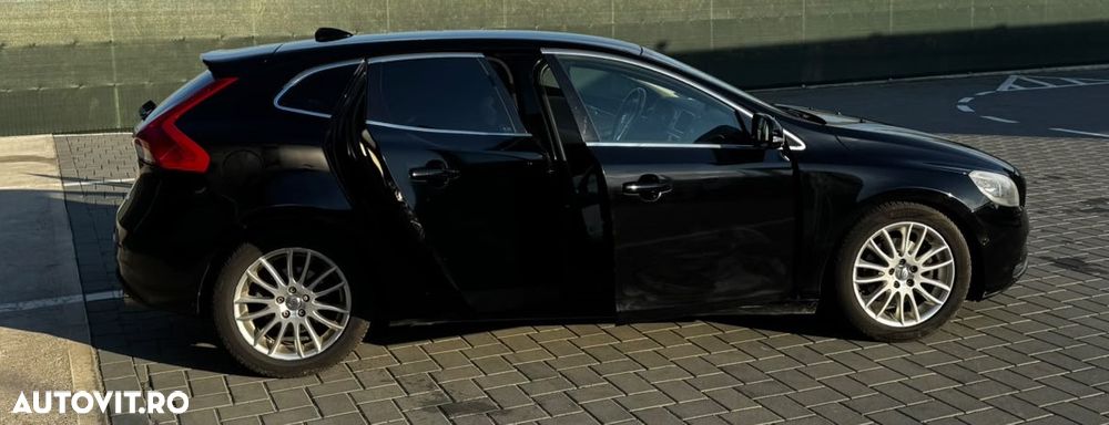 Volvo V40 T4 Aut. Basic - 4