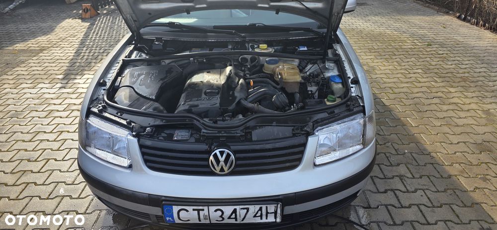 Volkswagen Passat 1.8 - 5
