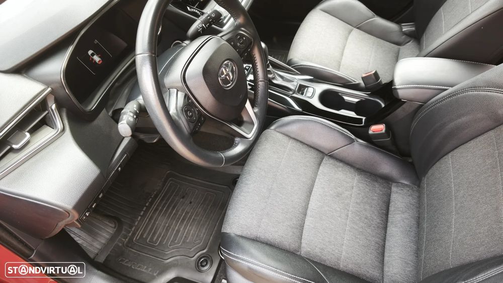 Toyota Corolla 1.8 Hybrid Comfort Plus - 13