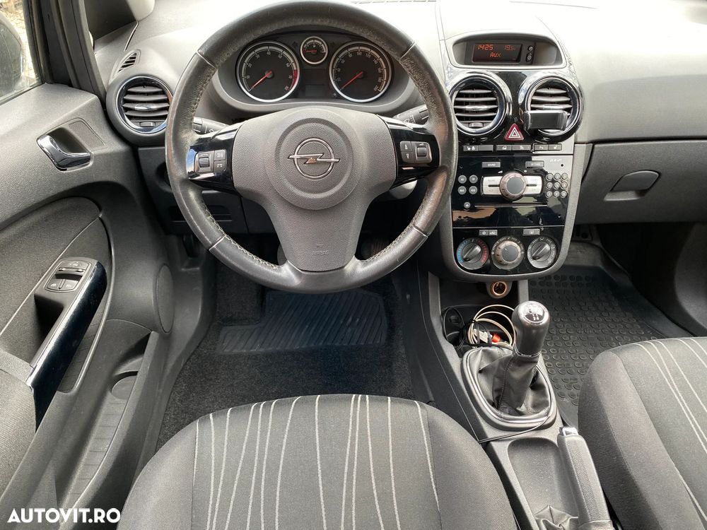 Opel Corsa 1.4 16V Edition 111 Jahre - 3