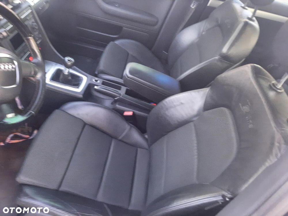 Audi A4 Limousine 1.8T - 3