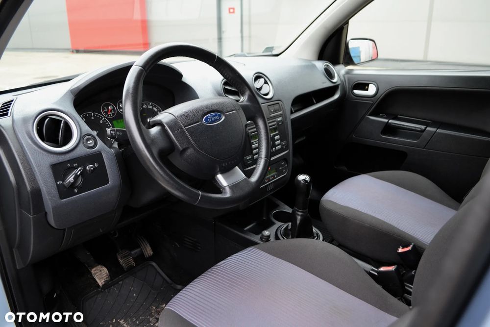 Ford Fusion 1.6 Ambiente - 5