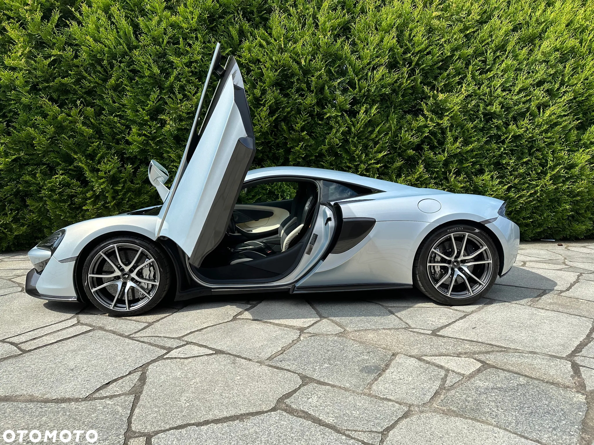 McLaren 570S Coupe ver-standard - 15