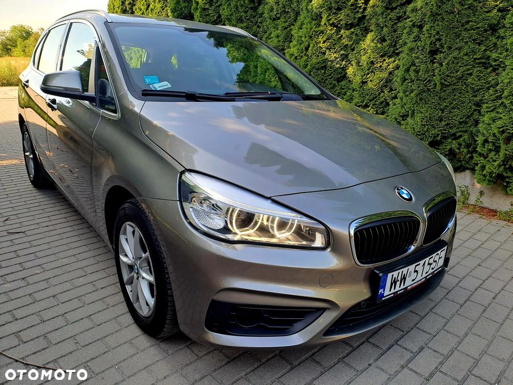 BMW Seria 2 218d Advantage