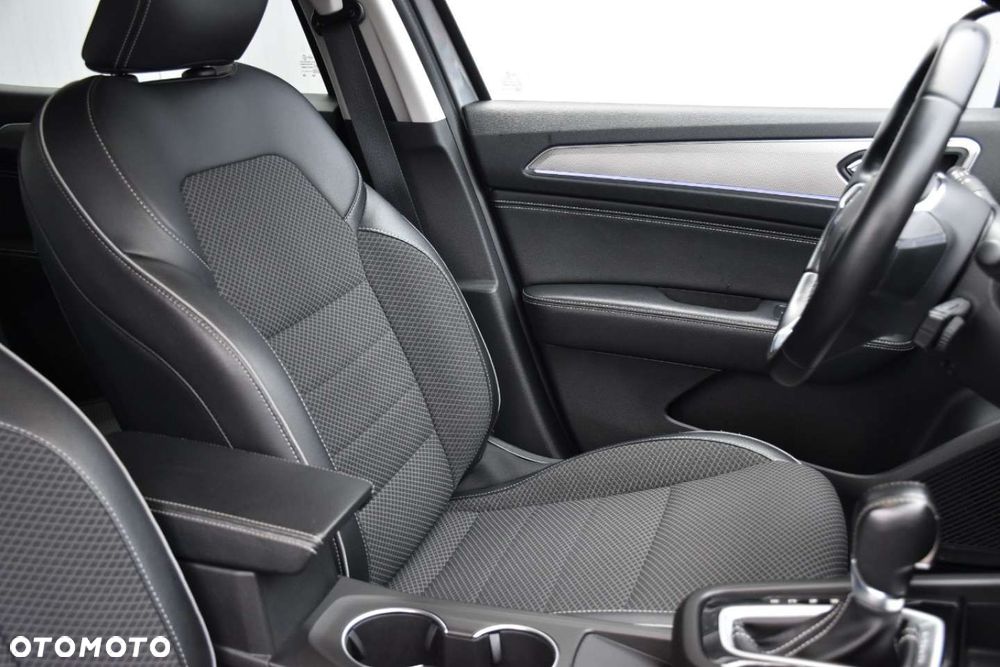 Renault Arkana E-TECH 145 INTENS - 11