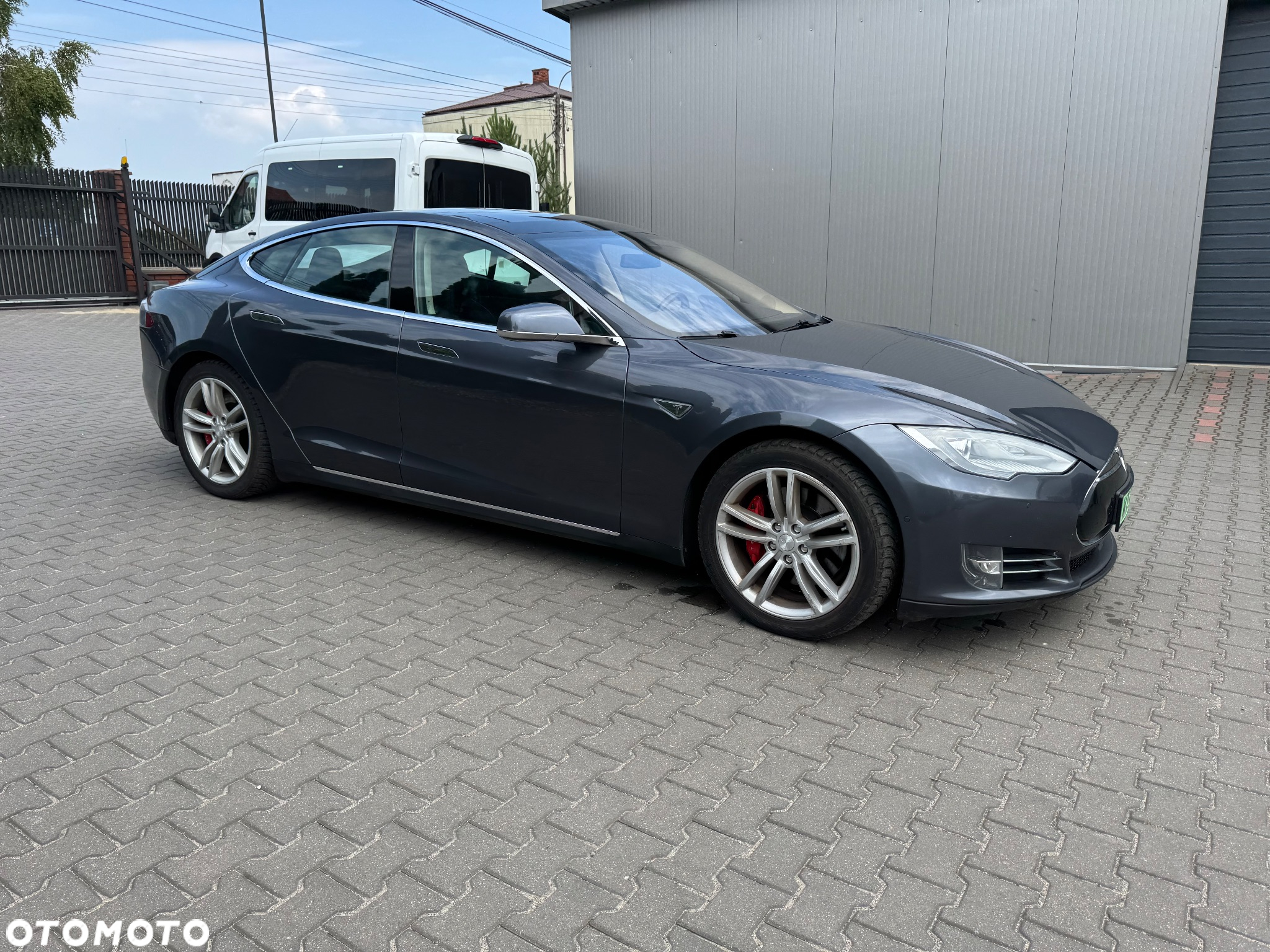 Tesla Model S Dual Motor Allradantrieb Performance - 5