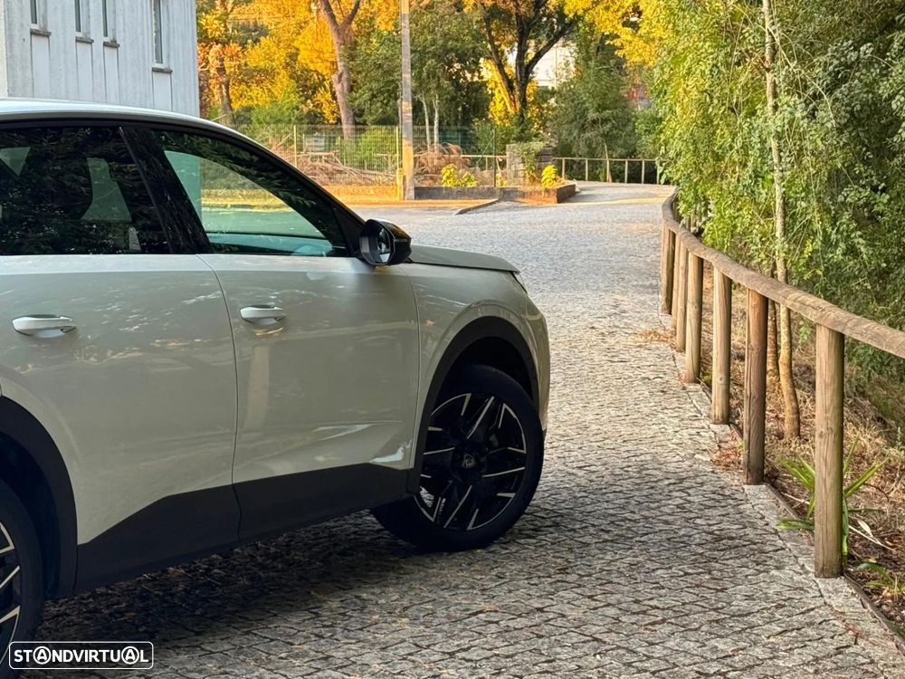 Peugeot 3008 1.2 Hybrid Allure e-DCS6 — fotografia 6