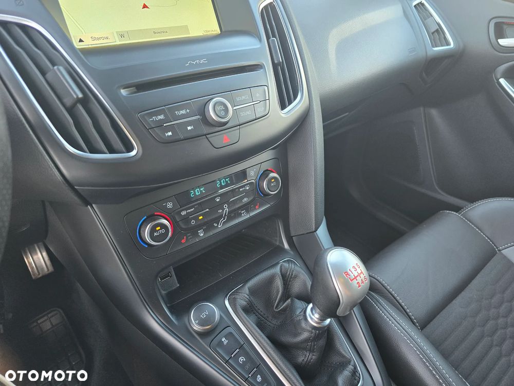 Ford Focus - 20