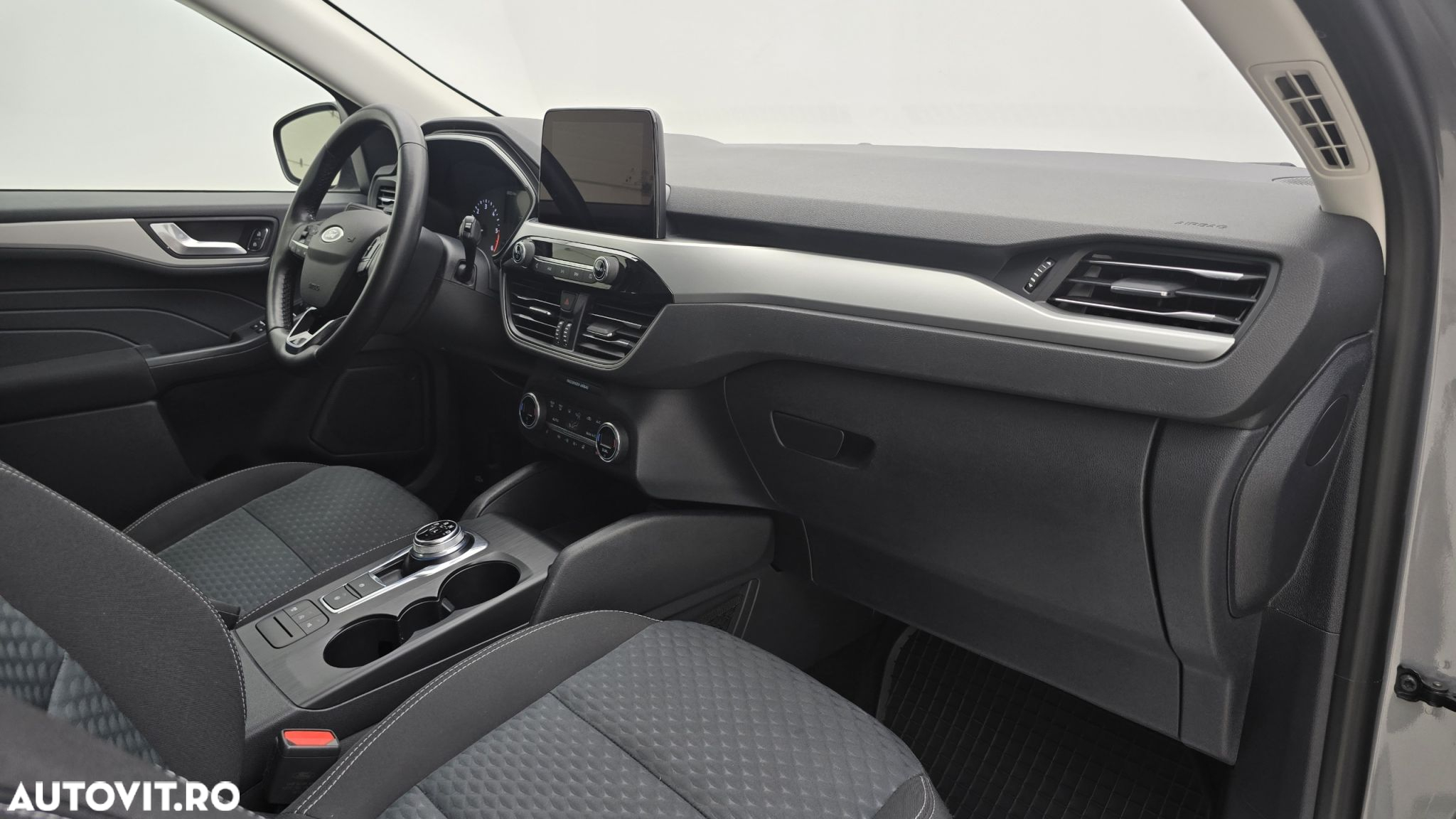 Ford Kuga 1.5 EcoBlue A8 FWD Trend - 20