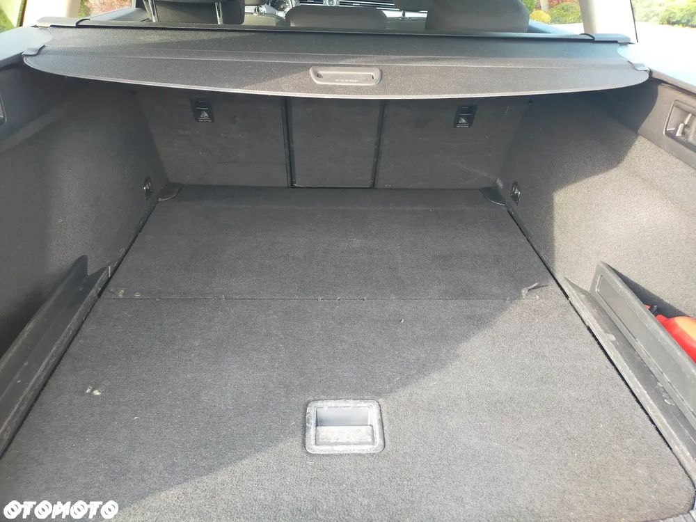 Volkswagen Passat 2.0 TDI BMT Comfortline - 11