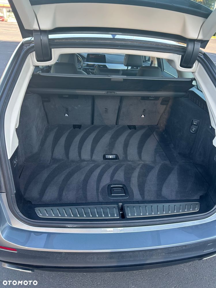BMW Seria 5 520d - 7
