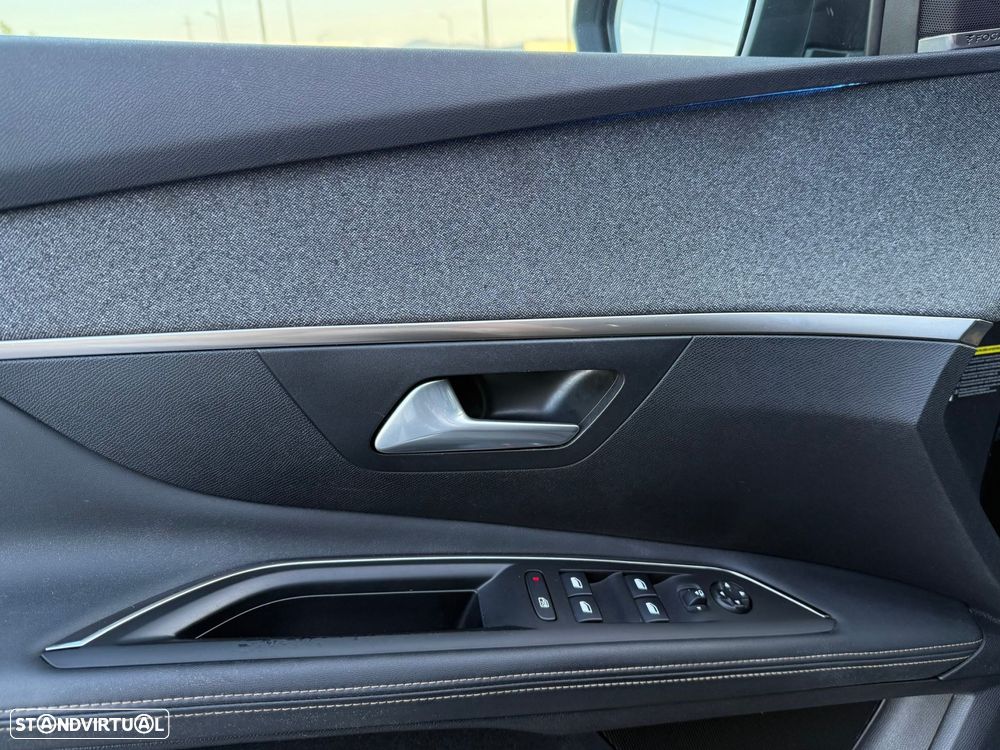 Peugeot 3008 1.5 BlueHDi GT Line EAT8 - 12