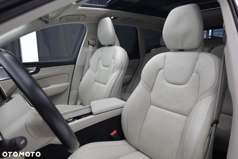 Volvo XC 60 B4 D AWD Geartronic Inscription - 8