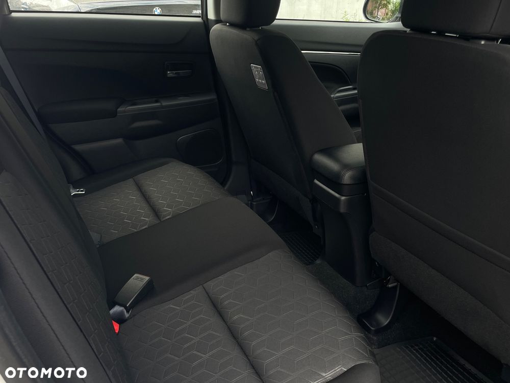 Mitsubishi ASX 2.0 2WD CVT Plus - 19