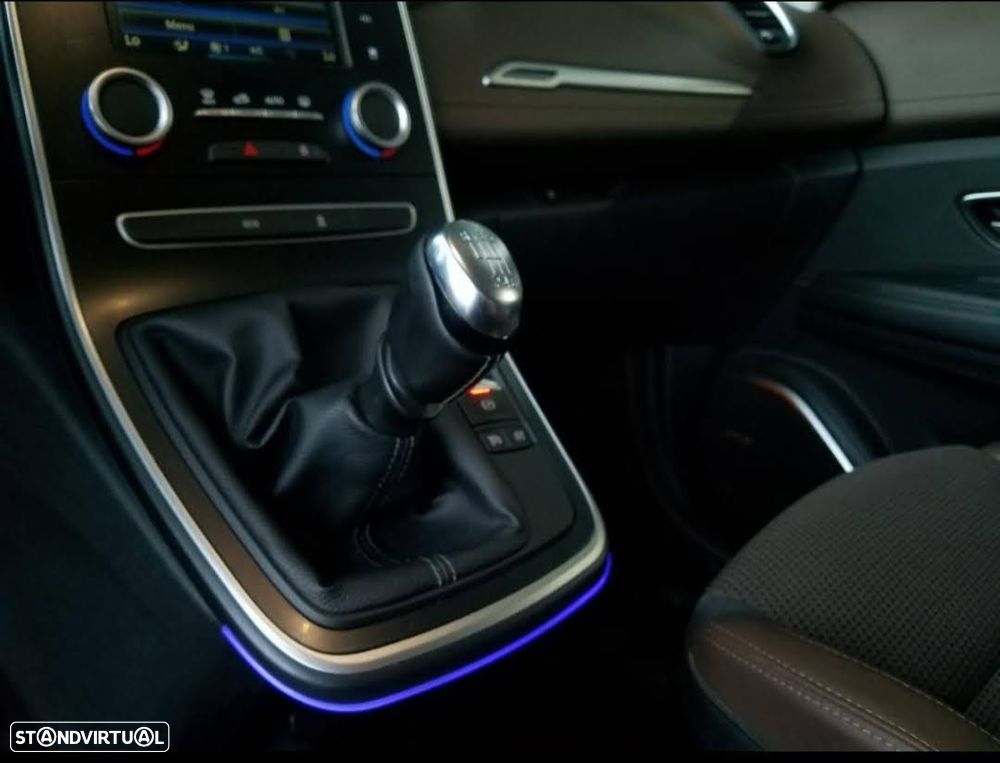 Renault Scénic 1.5 dCi Bose Edition SS - 22