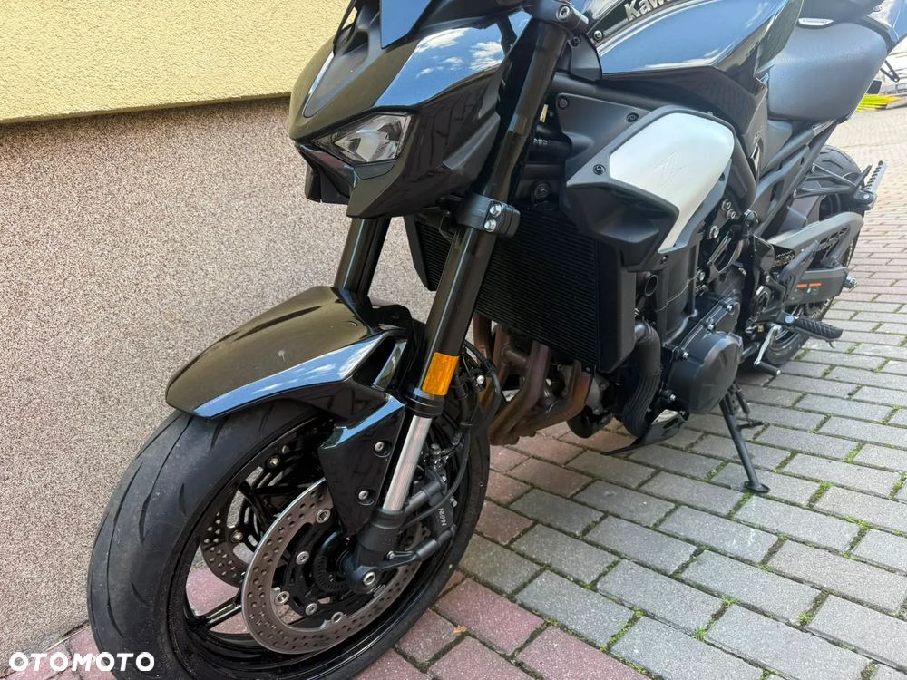 Kawasaki Z 900 - 13