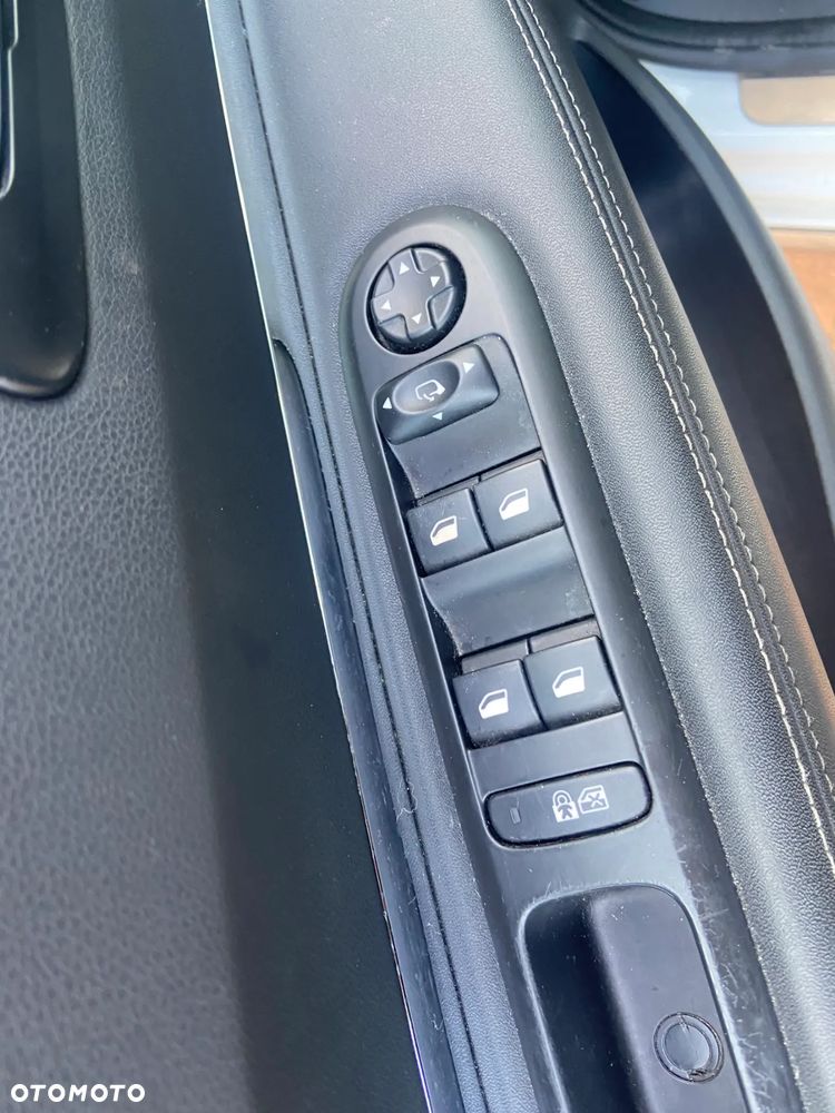 Peugeot 3008 155 THP Premium - 12